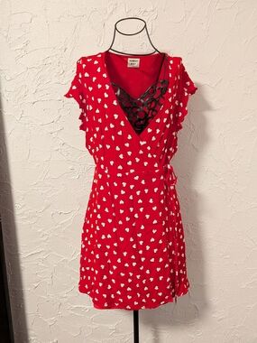Sunday Best Red Heart Print Wrap Dress Small